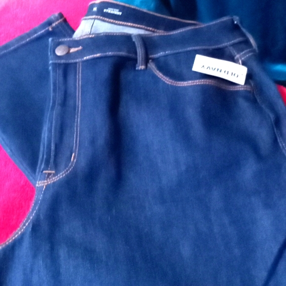 Old Navy straight high-rise jeans (New) - Picture 3 of 5